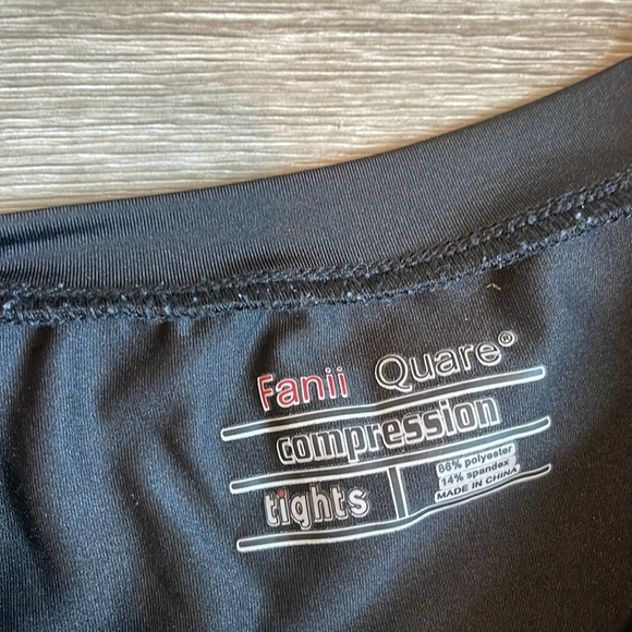 Soft Slim Long Sleeve Dry-Fit Compression Gym Training Shirt - Picture 6 of 6